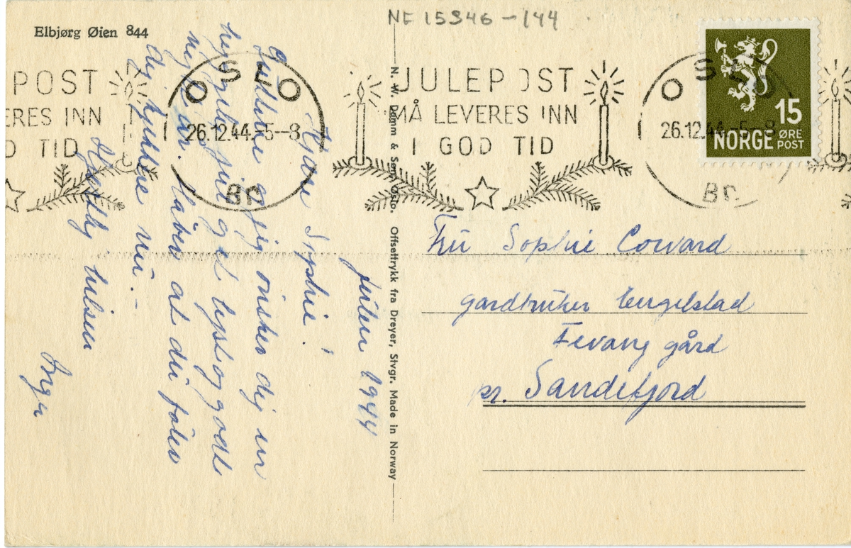 Julekort. Julehilsen. En teddybjørn med nisselue drar på en kjelke med julebrev. Motiv tegnet av Elbjørg Øien. Kortet er poststemplet 26.12.1944.