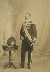 Sigurd Ibsen i uniform.