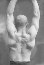 Portrett, bryter i bar overkropp. Herbrand Lofthus. Idrætsfo