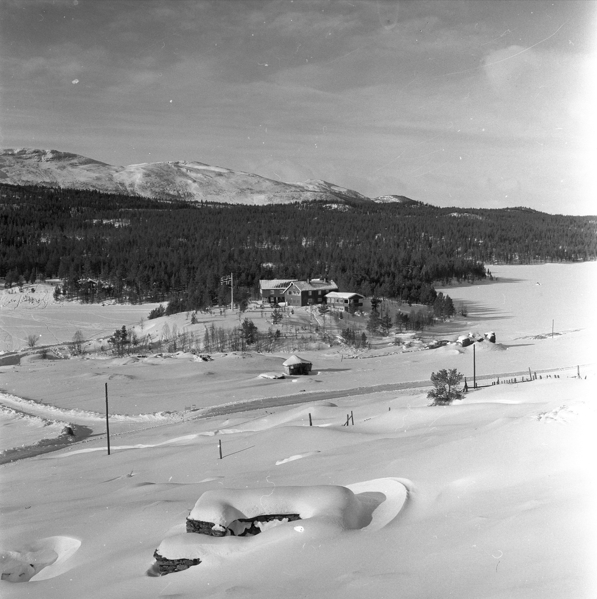 Fjellandskap ved  Espedalen Turistheim, Gausdal, Oppland, 24.02.1959.