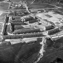 Oslo, 02.05.1959. Flyfoto fra innfartsveier og drabantbyer.