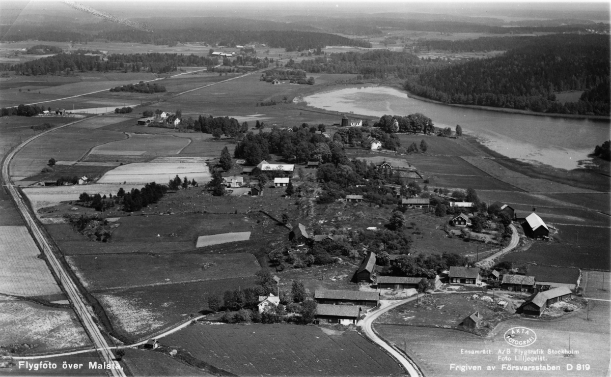 Flygfoto över Malsta, Malsta socken, Uppland 1947