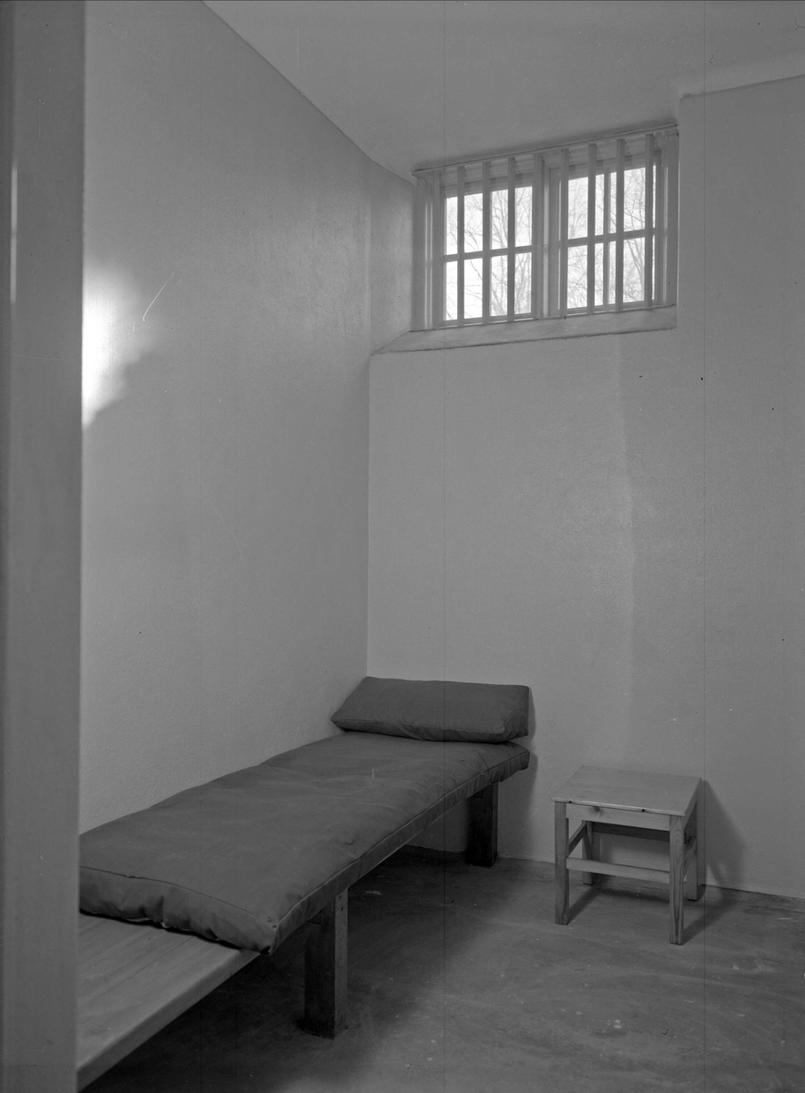 En av cellerna i polisens nya lokaler i f.d. Wauxhall, Kungsgatan