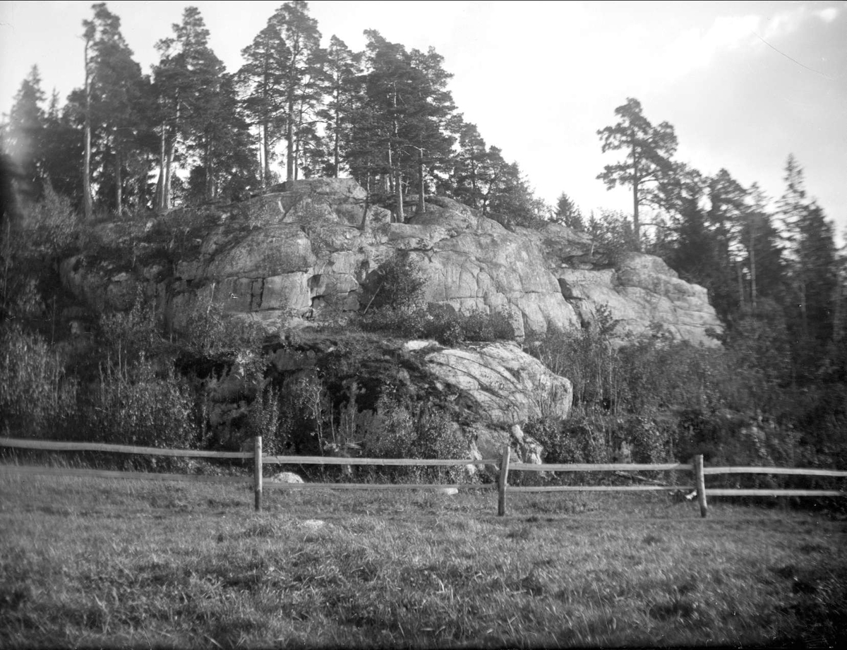 Berg i Rosersberg, Norrsunda socken, Uppland 1928