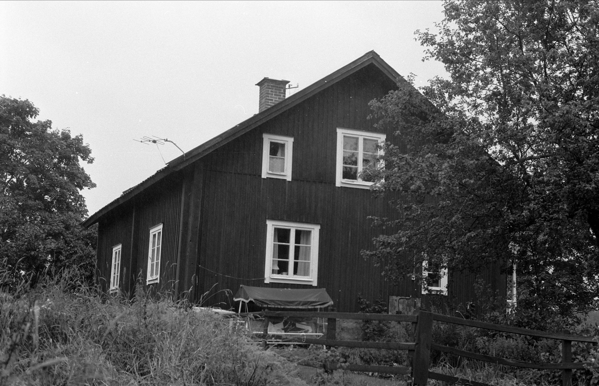 Bostadshus, Andersbol, Bladåkers socken, Uppland 1987