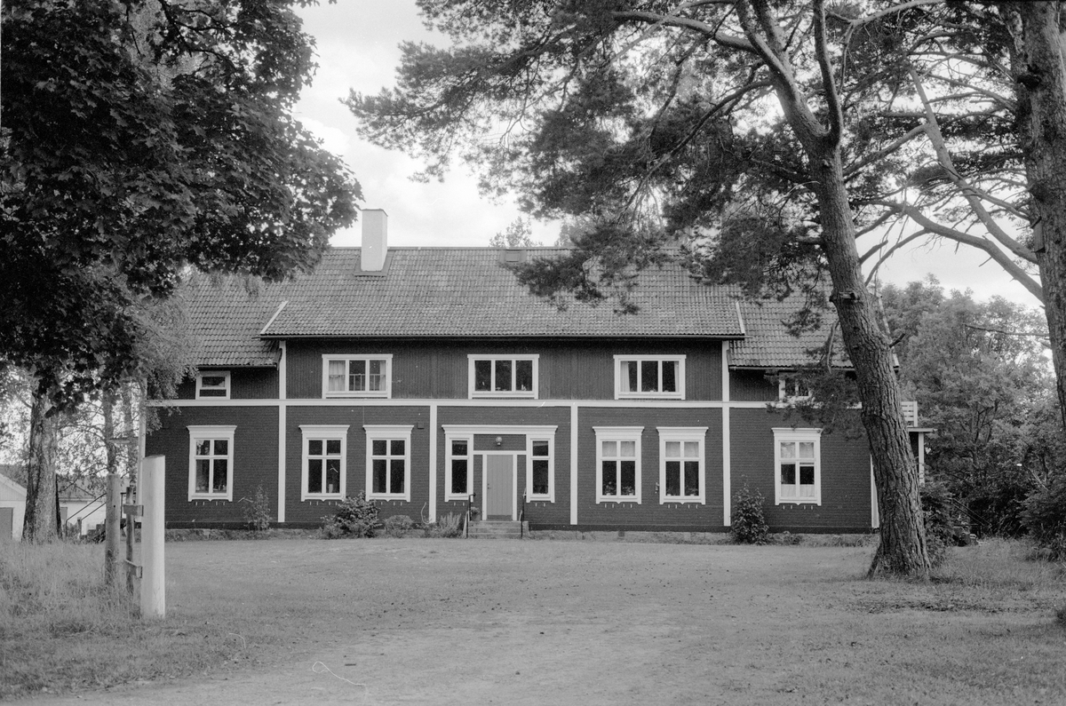 Före detta skolhus, Kolsta 3:2, Knutby socken, Uppland 1987