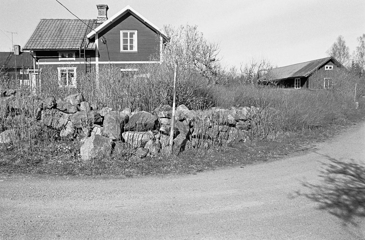 Egnahem från 1912, Snatra, Egnahemsvägen 1, Karlholmsbruk, Västlands socken, Uppland 2000