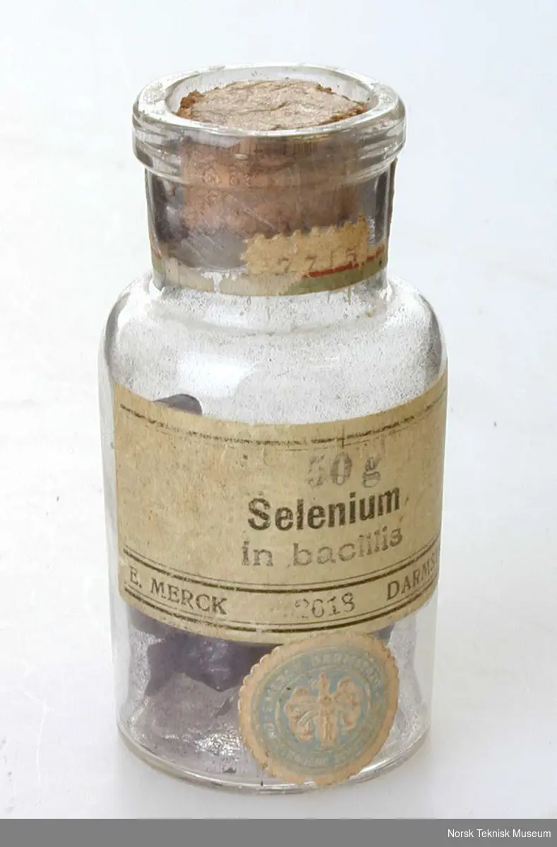 Flaske med Selenium brukt til fjernsynsforsøk.