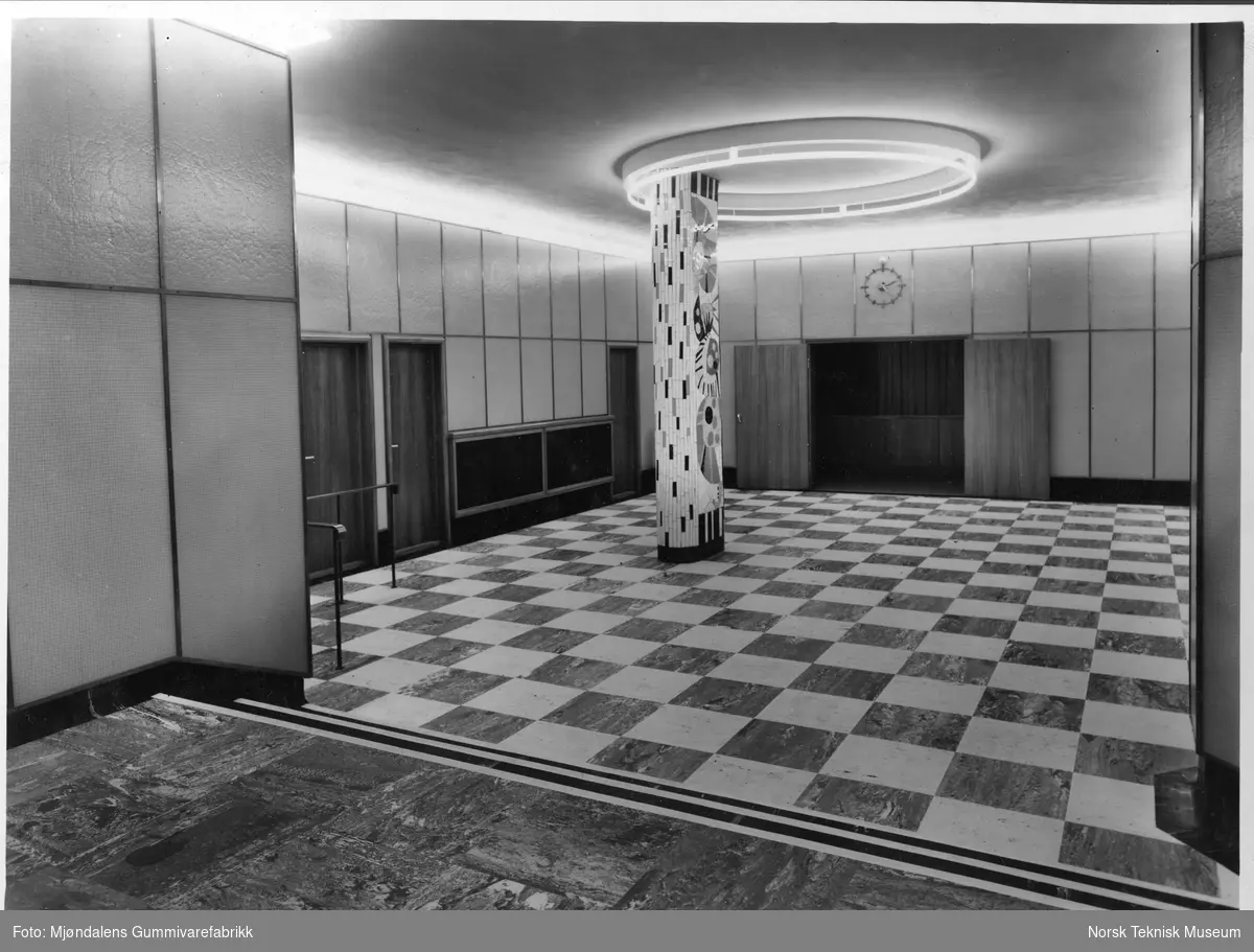 Interiør, vestibyle, Ringen kino, Oslo, 1939, gulv i gummiparkett, produsert av Mjøndalen Gummivarefabrikk