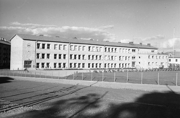 Enligt notering: "Söderskolan 22/9 1948".