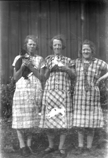 Ester, Ellen och Hulda Foss 1930.