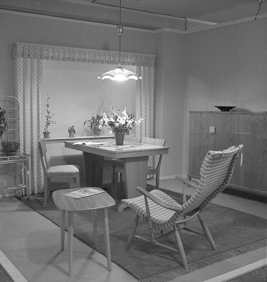 Utställning Möbler och Konst, AB Otto Werner, Lysekil i augusti 1946.