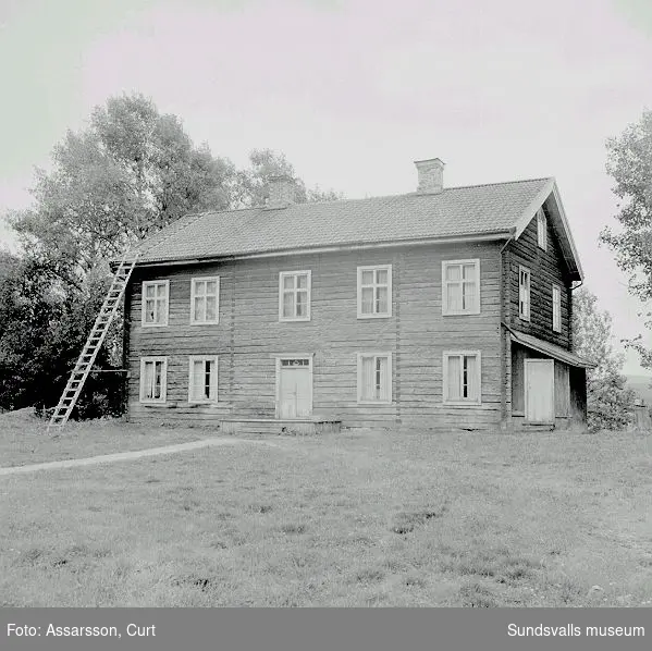 Gotth. Vestins mangårdsbyggnad från 1880-talet. Gullgård, Torp.