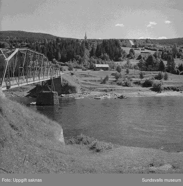 Lidensbron från Väster.