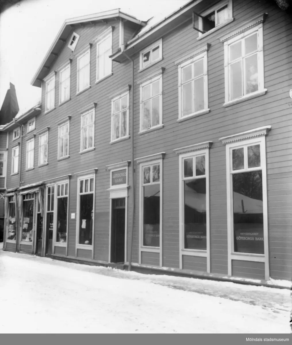 Göteborgs bank på Kvarnbygatan 25, år 1928. Fotot togs då banken var inrymd i byggnaden.