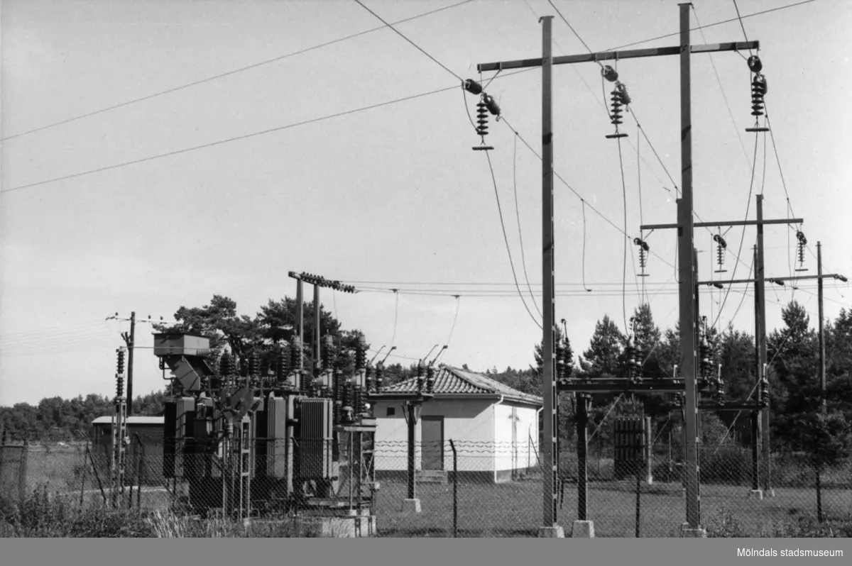 Byggnadsinventering i Lindome 1968. Ranntorp 2:15.
Hus nr: 559D2005.
Benämning: transformatorstation.