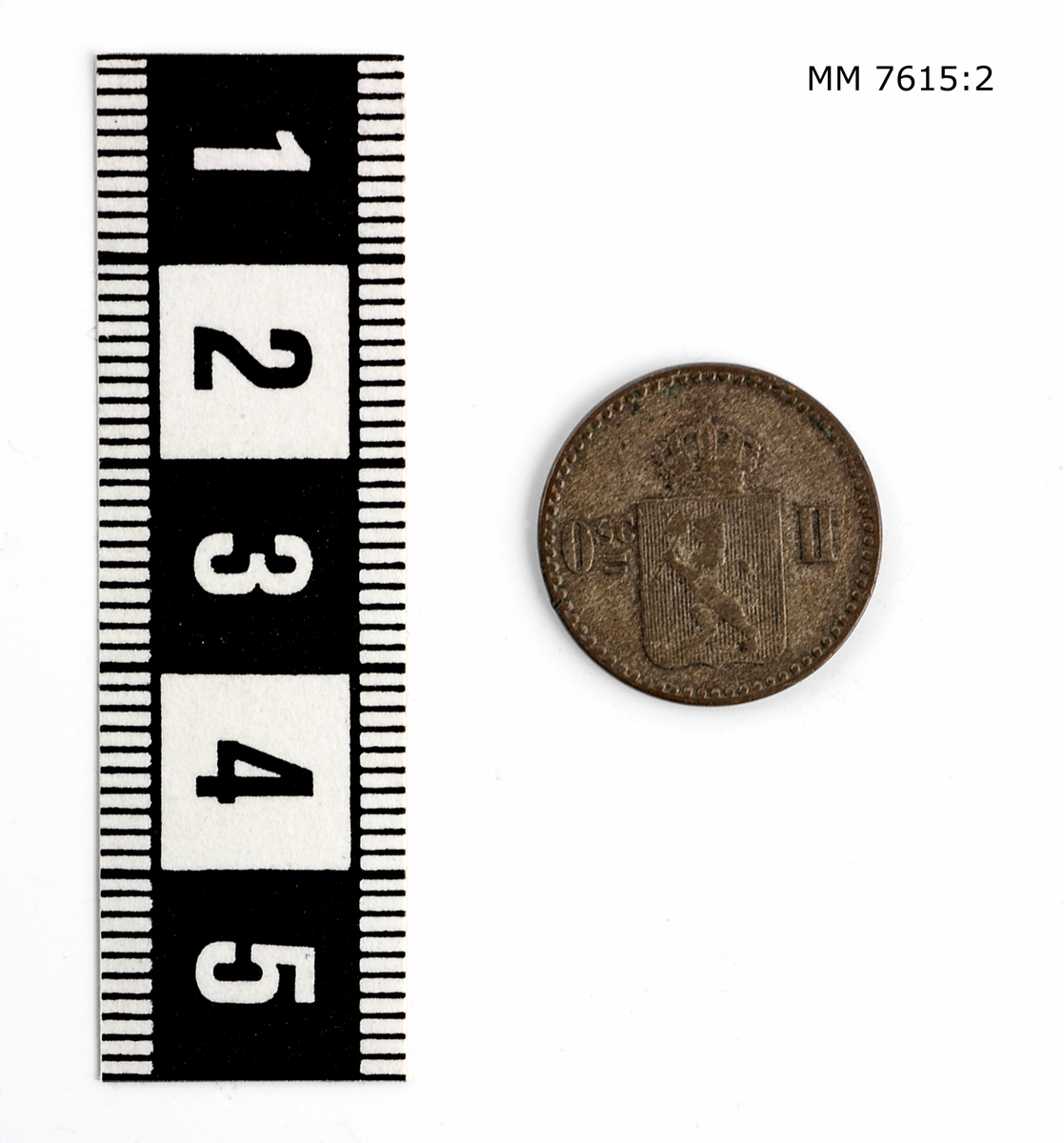 Mynt svenskt, av silver, 3 skillings från år 1872 Oscar II:s tid.