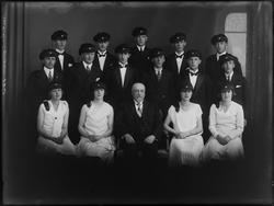 Avgangselever Sarpsborg høiere Almenskole 1929, rektor Birge