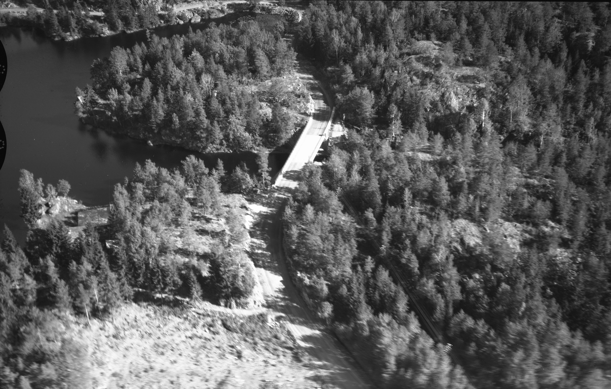 Flyfoto fra Gofjell, fylkesvei 363 v/Hullvann 22/9-48. Kragerø
