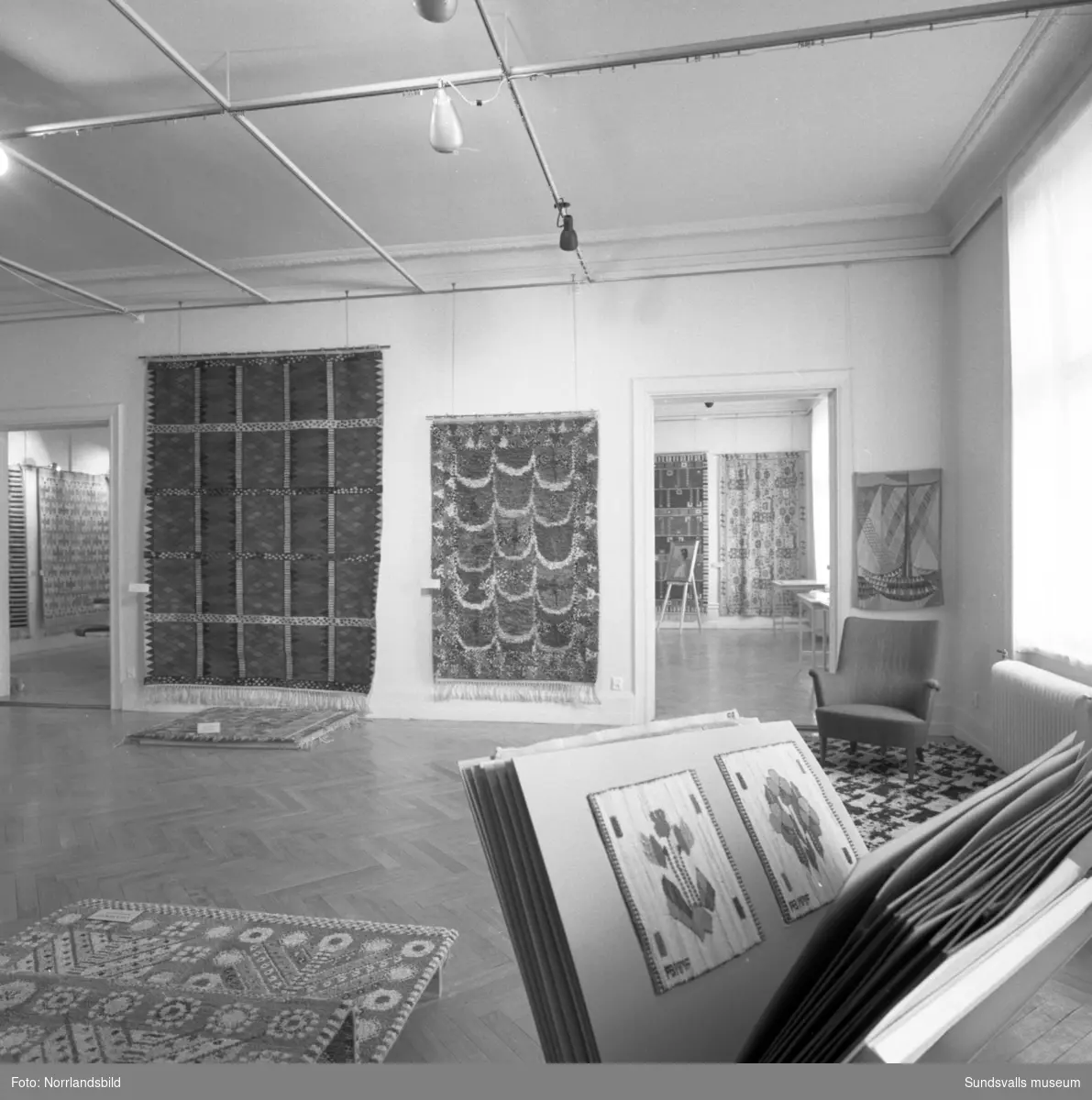 Mattutställning på Sundsvalls museum med verk av Märta Måås-Fjetterström.
