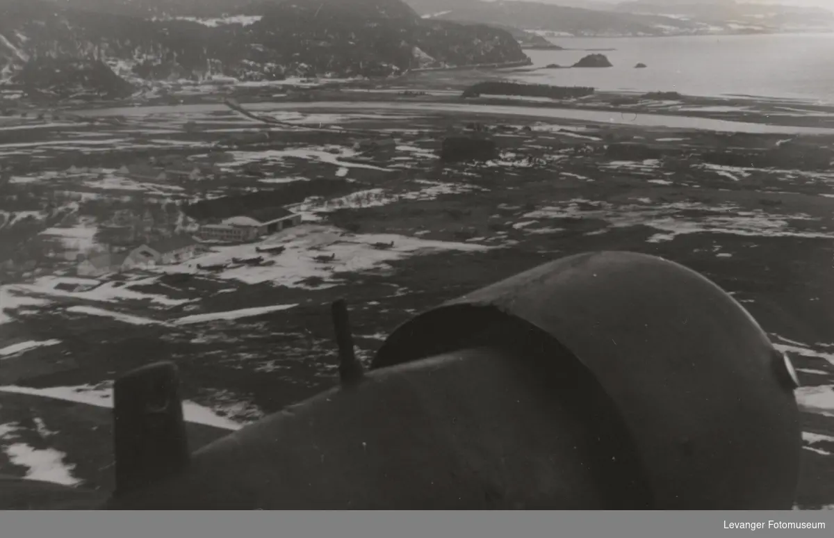 Luftfotoav Værnes tatt fra en Junkers 52.