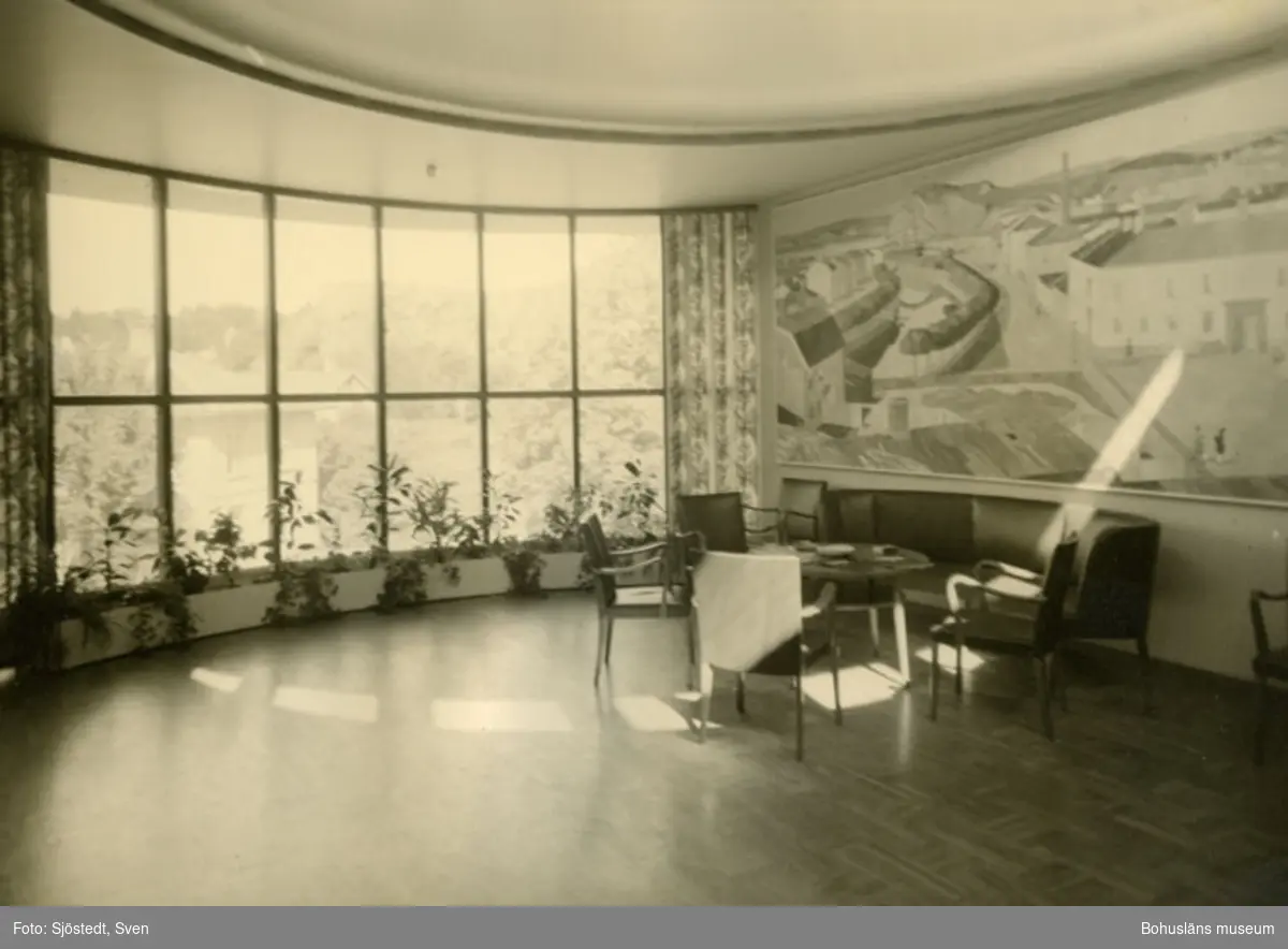 Konferensrum Tigerfabriken med målning av Gordon Macfie (1910-1971) utförd 1949