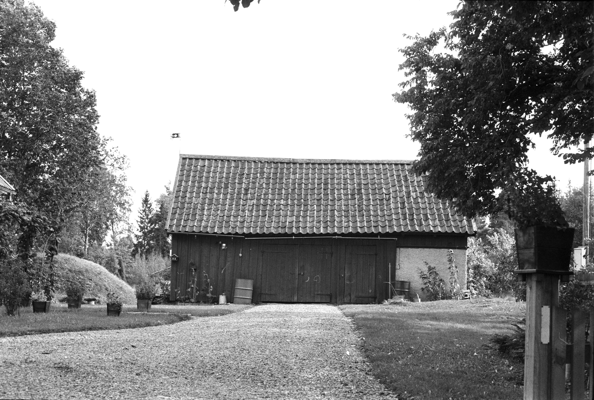Uthus, Stenbo, Rasbo 1:1, Rasbo socken, Uppland 1982