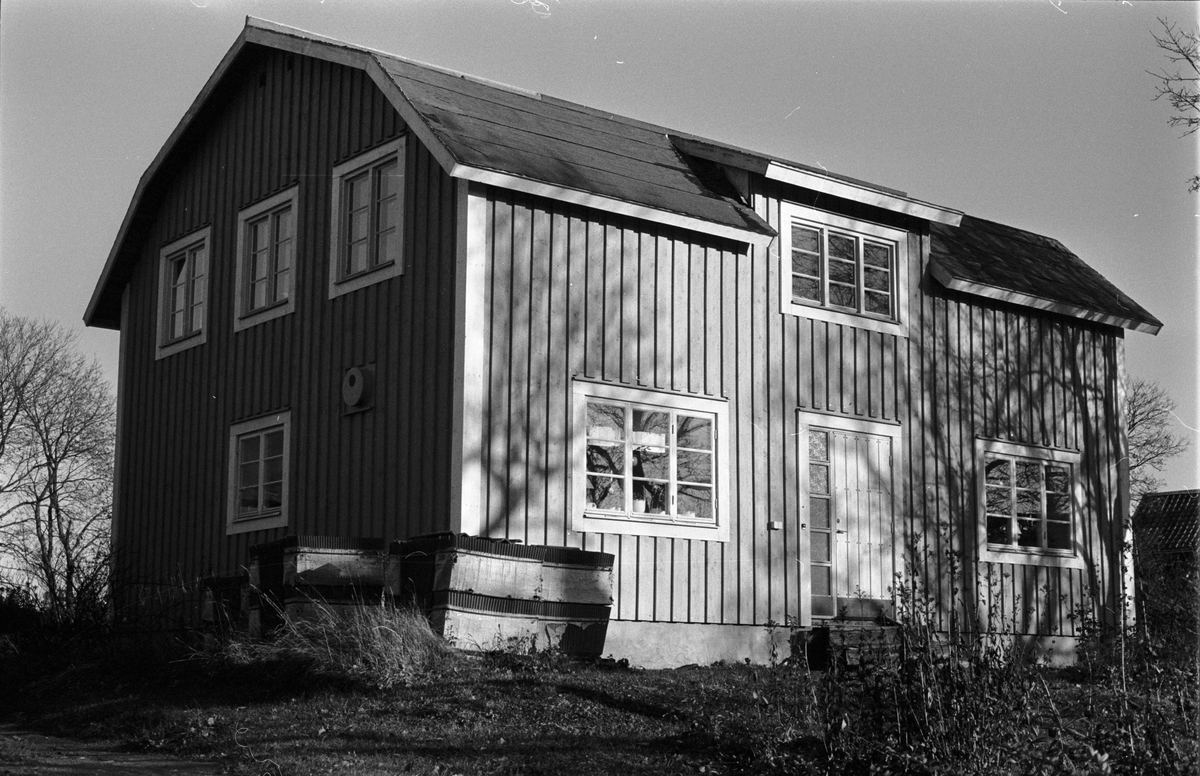 Bostadshus, Marieberg, Skillsta 1:10, Skogs-Tibble socken, Uppland 1985