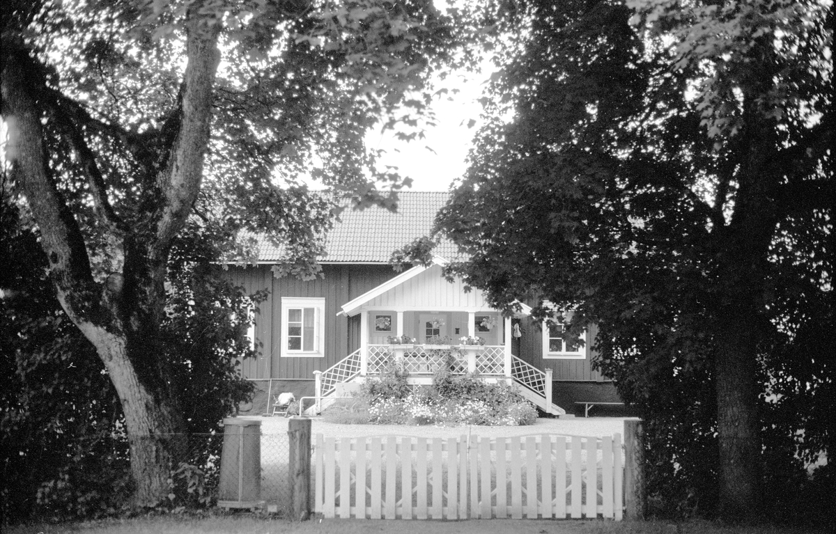 Bostadshus, Vällnora bruk, Knutby-Åsby 1:26, Vällnora, Knutby socken, Uppland 1987