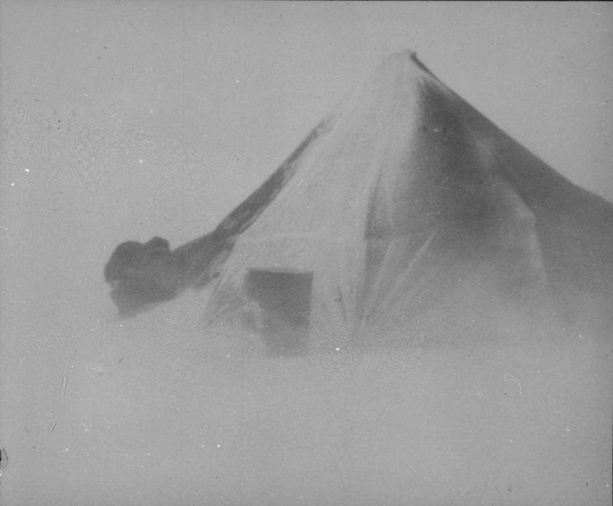 Ett telt på isen