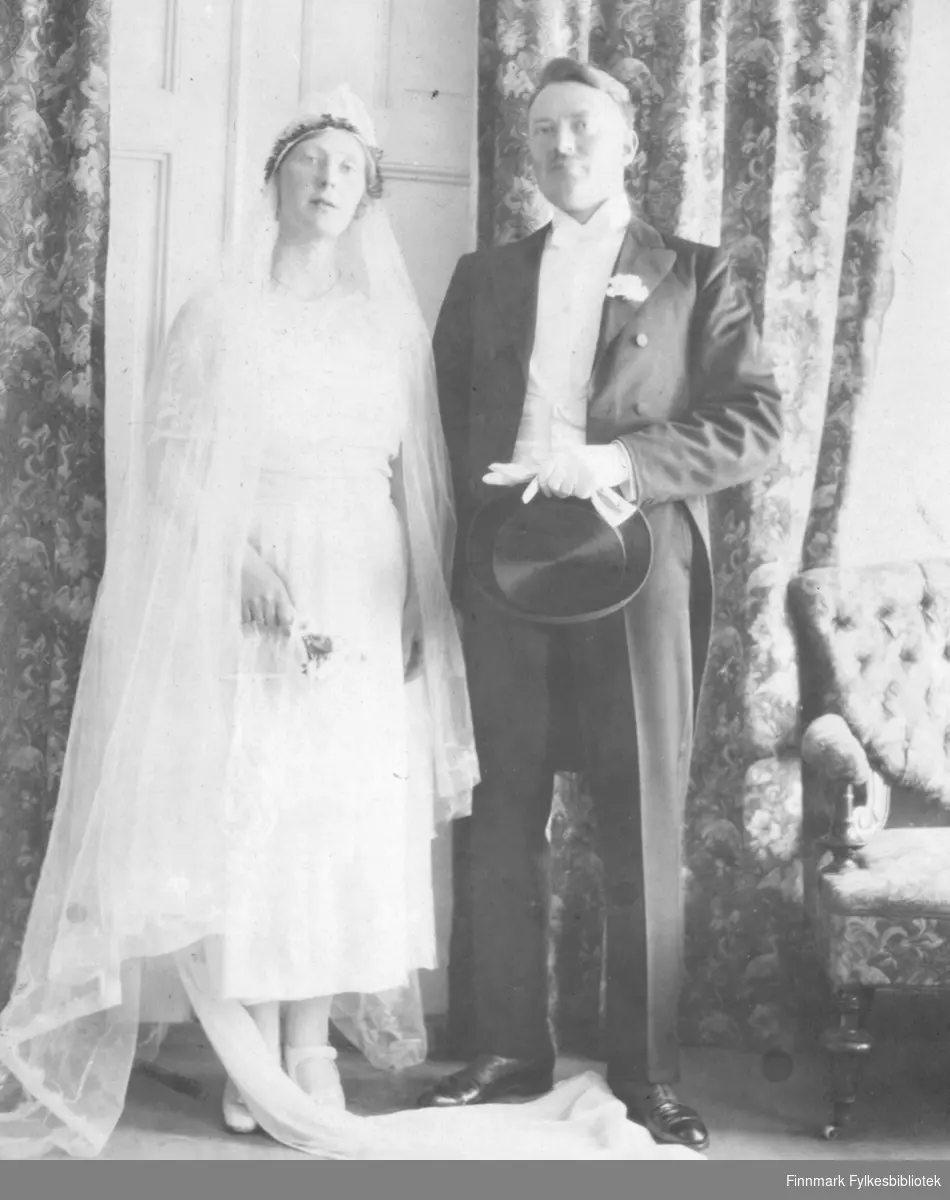 Brudeparet Hildur Norvik og Jakob Laurits Bredrup. De giftet seg 8.10.1921