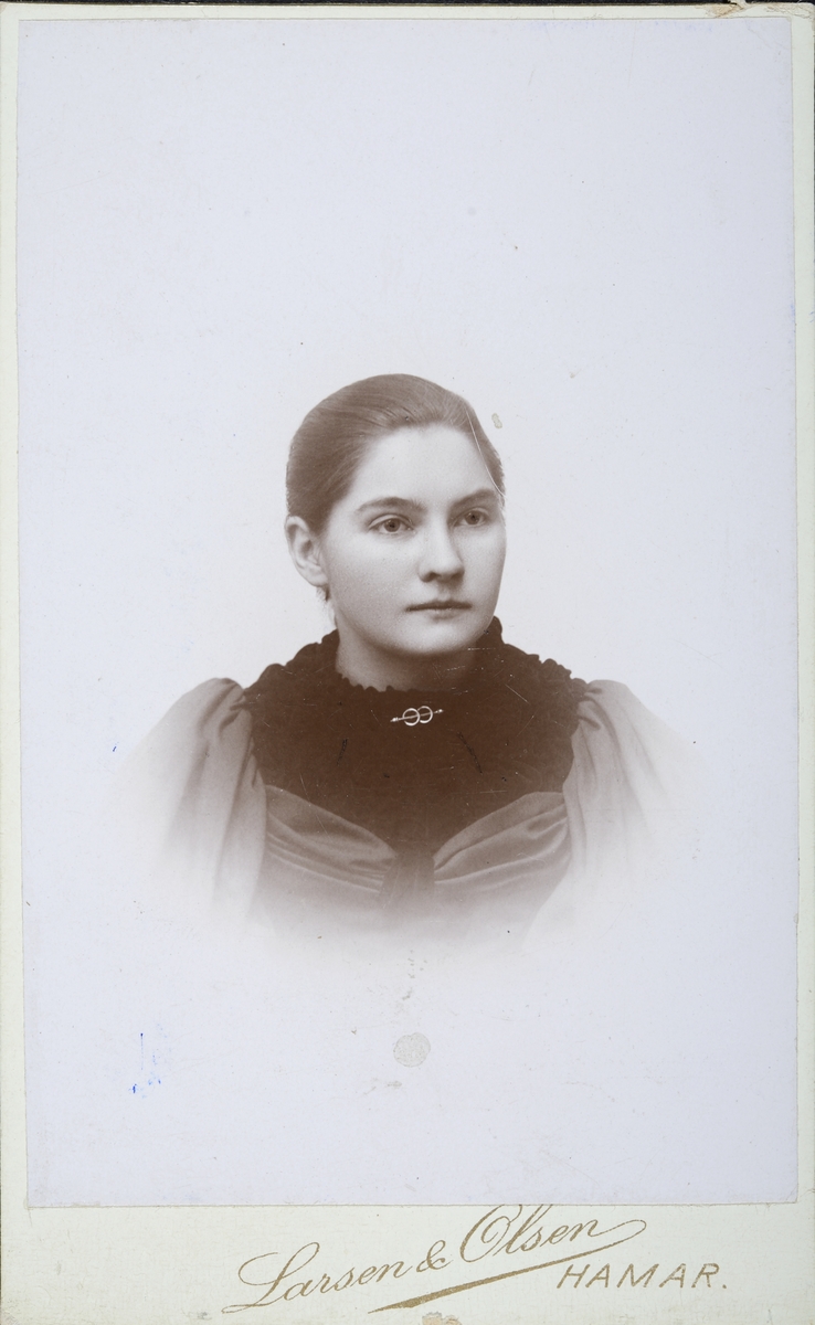 Gunhild Helga Schøyen f. 1881- d. 1941, Nørseng.