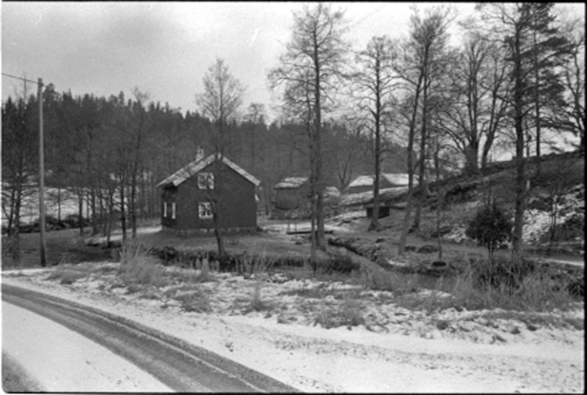 Stenvalsbron vid Hyssna kyrka.
