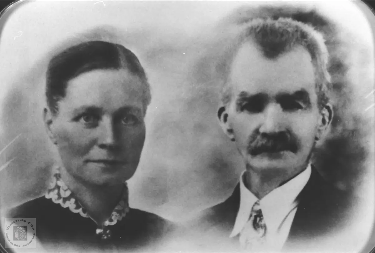 Portrett Sigrid og Johan Bøe