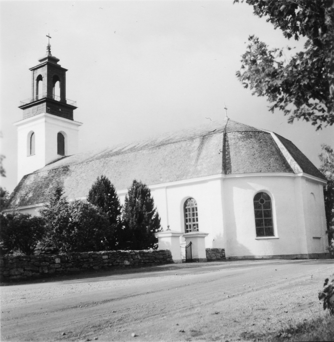 Ölmes kyrka