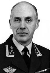 Portrett av en mannlig offiser - militær person