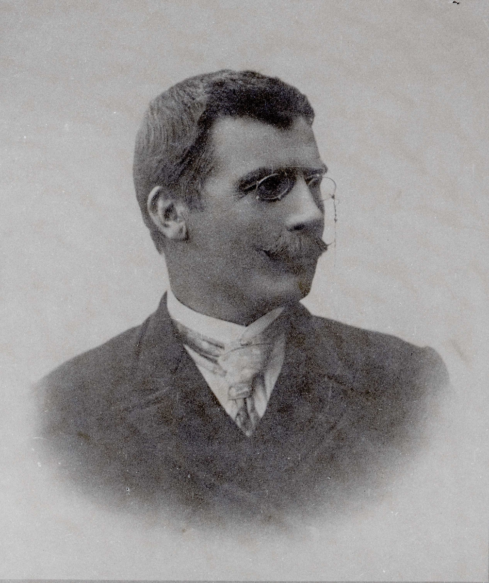 Portrett - Kaptein J. Aubert, ordfører 1892.