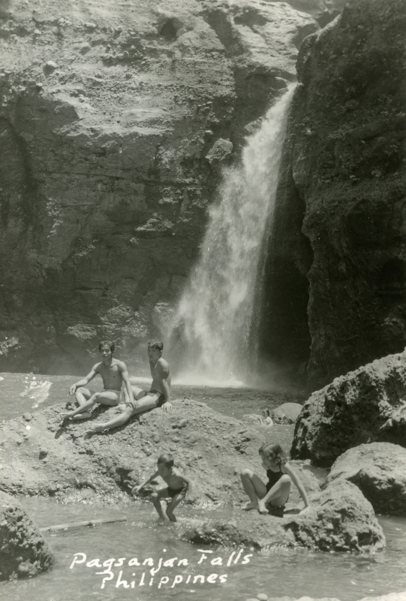 Pagsanjan Falls. - T/S 'Kingsville' (b.1956, Lithgows Ltd., Port Glasgo)  på Filippinene.