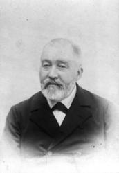 Portrett av Rasmus Galberg Esbensen født 21.09.1827. Han var