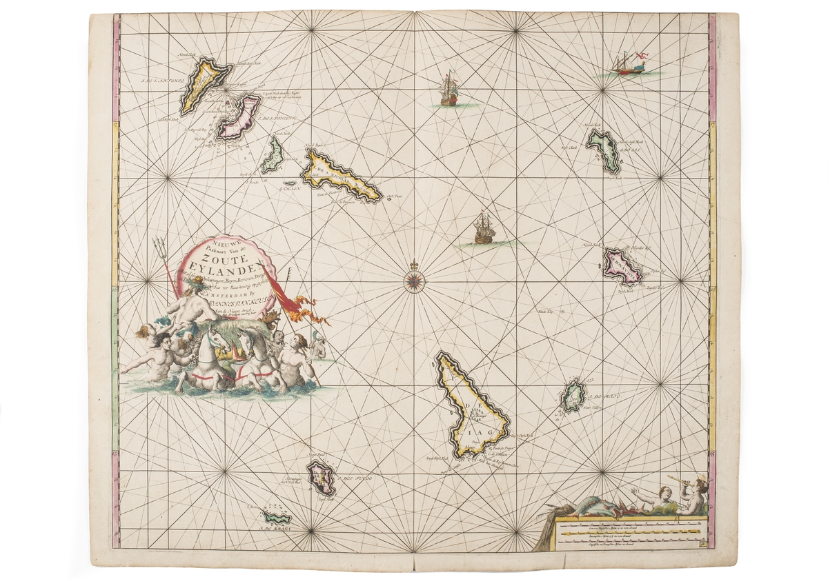 Sjökort över Kap Verde.

Runt kartusch i högra kanten syns mytologisk gestalt, havsgud med treudd (Poseidon?), samt ytterligare mänskliga gestalter, sjöhästar och fana. Några segelfartyg seglar på havet.