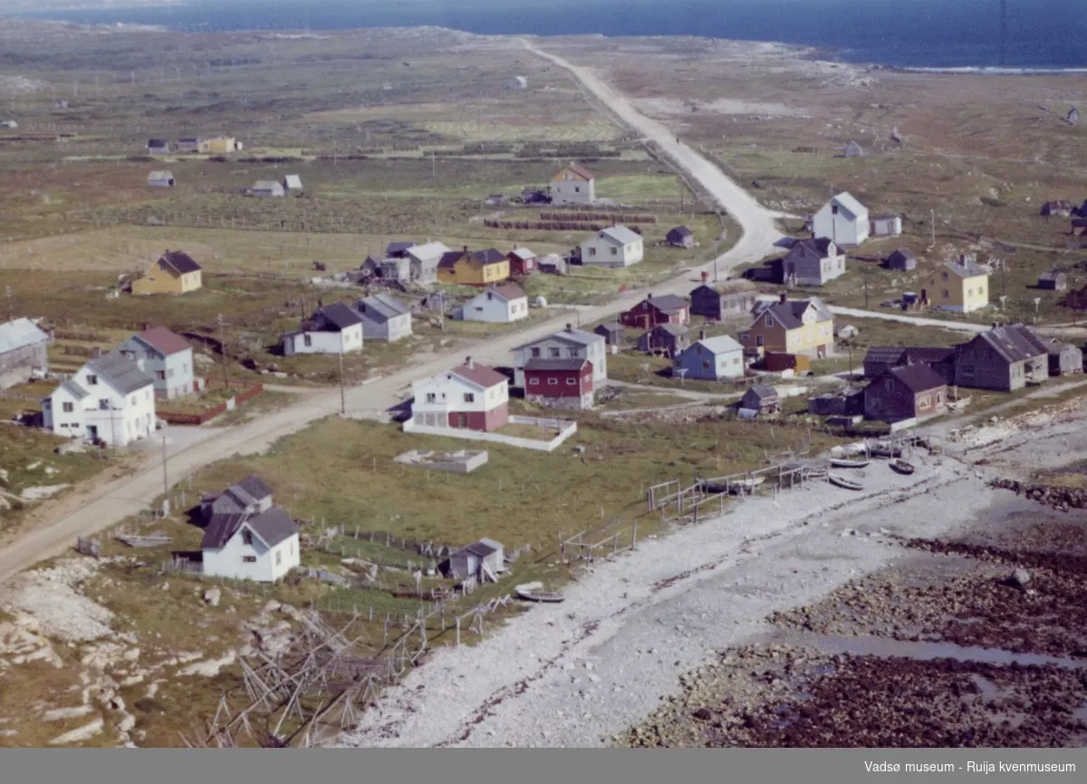 Flyfoto av Kiby
, Vadsø kommune, 1963.