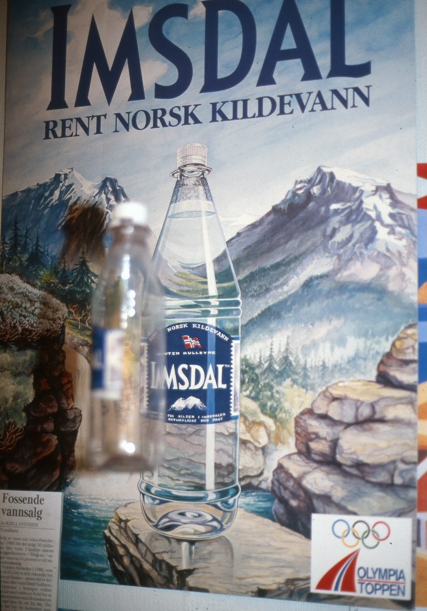 Utstillingen "Sjokkselgere og melkepapp" 1996 - 97.  Butikkplakat Imsdal vann på flaske