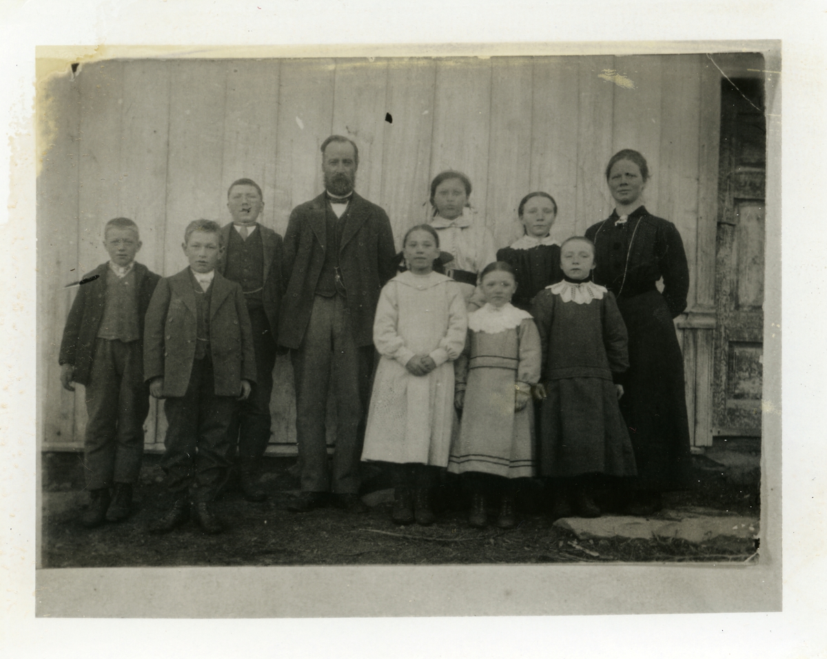 Elever og lærere ved Heen skule. Fra ca 1918