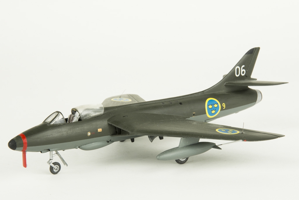 Flygplansmodell J 34 Hawker Hunter. Skala 1:72.