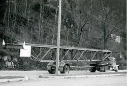 Vannkraftutbygging, transport av kran.