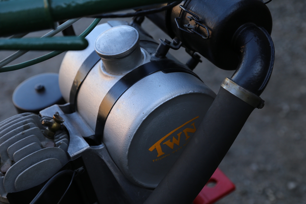 Triumph motor
Luftkjøld