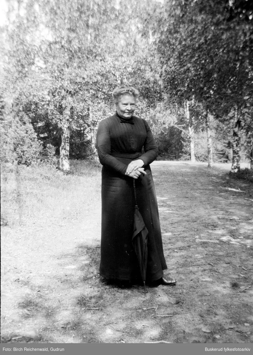 Anette Marie Birch Reichenwald mor til Gudrun B. R.