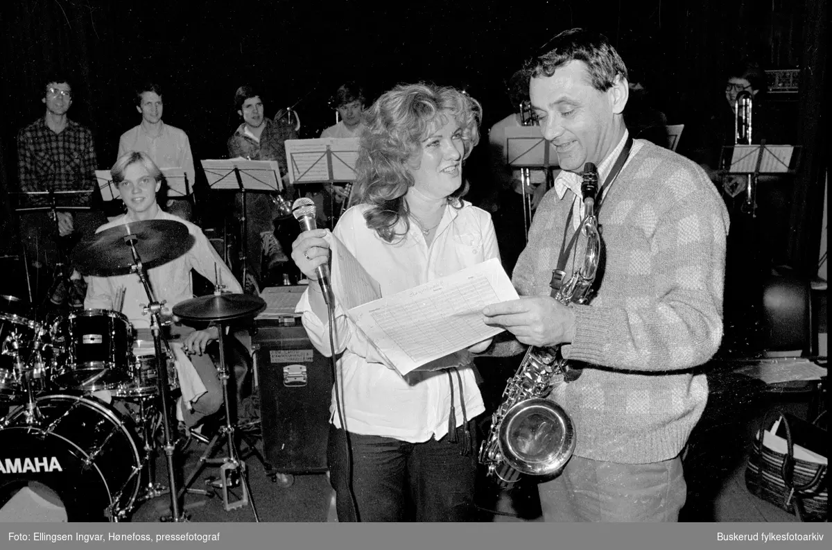Harald Gundhus og Laila Dahlseth på Øvelse med Storbandet
Jazz
Musikk