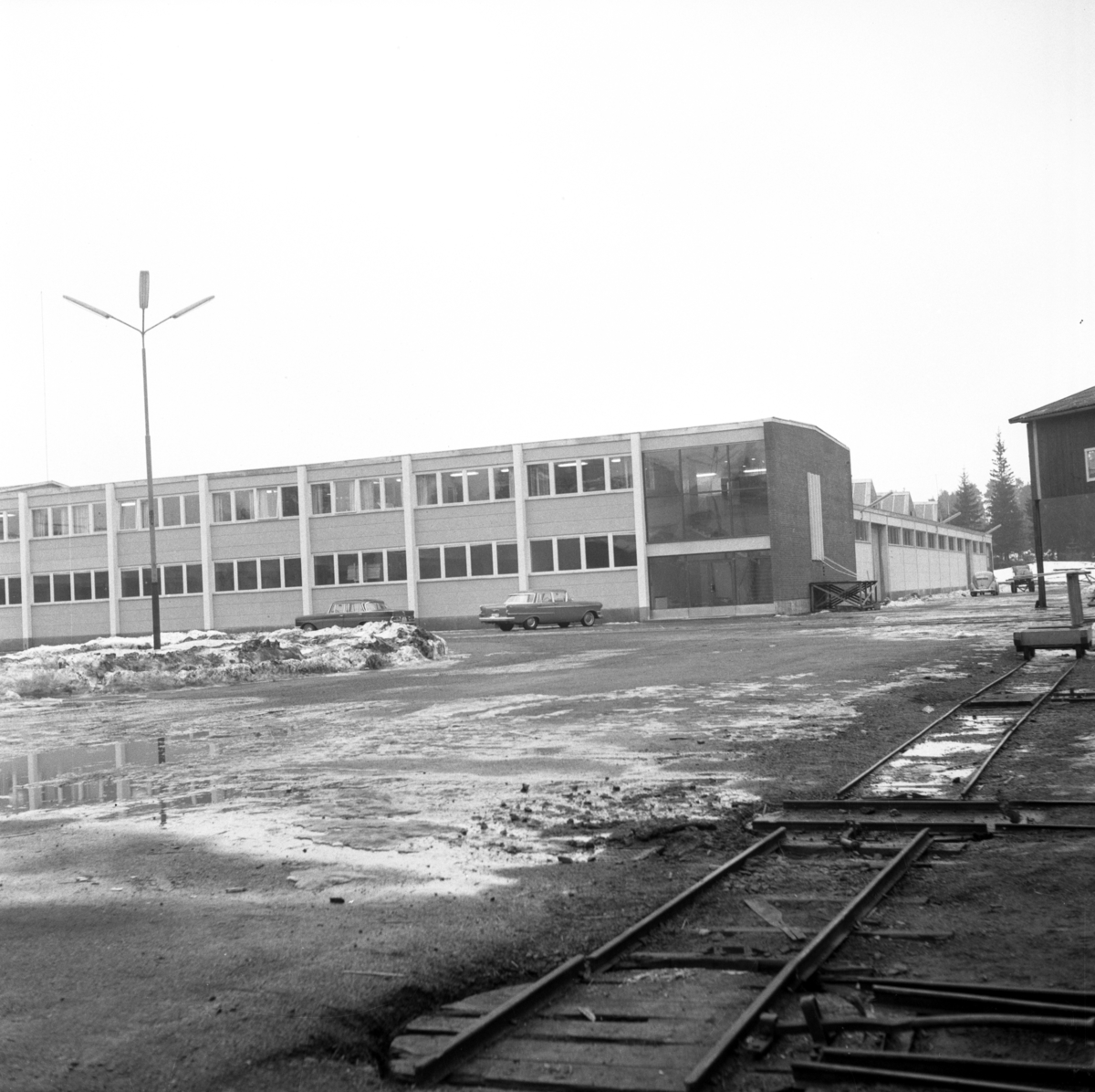 Ny fabriksbyggnad VST i Forserum den 14 februari 1961.