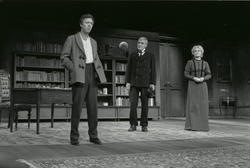 Nationaltheateret. "En folkefiende" 1/10-79